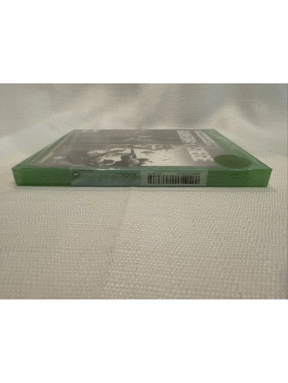 SEALED ORIGINAL Tom Clancy's Rainbow Six Siege Xbox One